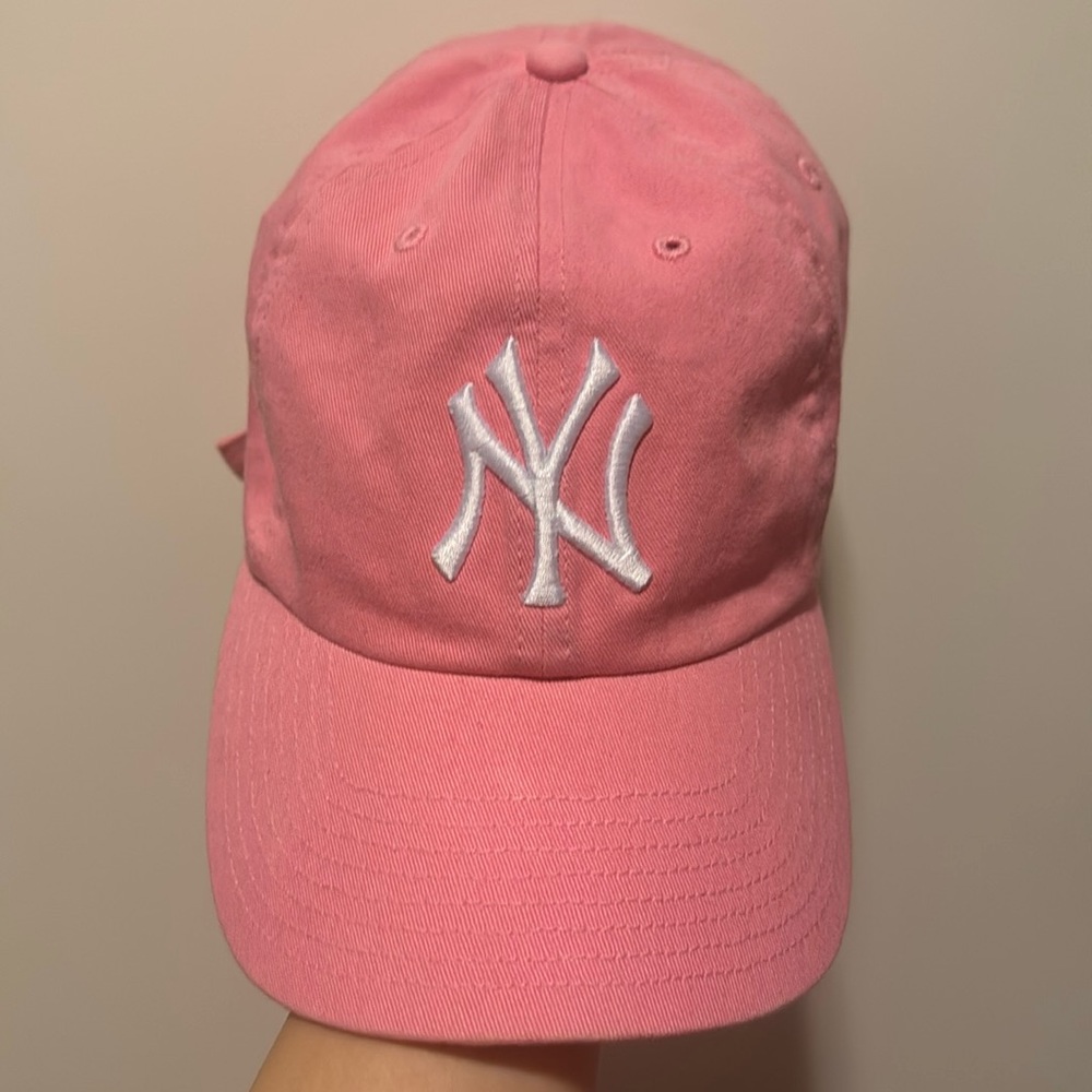 NY Yankees Pink, Baseball cap
